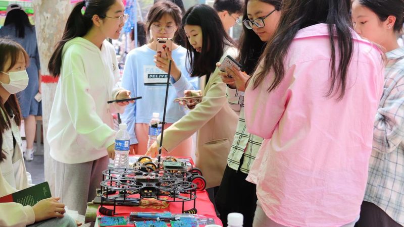 互联网产品自研技术架构：揭秘其优缺点与选型逻辑